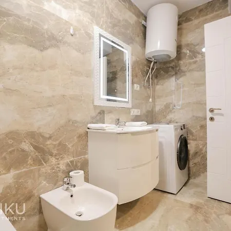 Miku Apartment-brand New At Wilson Square Apartment Tirana