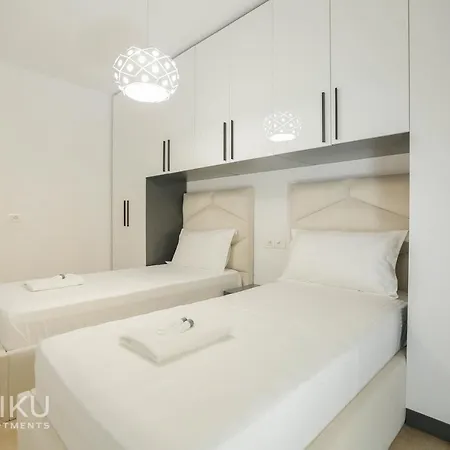 Miku Apartment-brand New At Wilson Square Apartment *