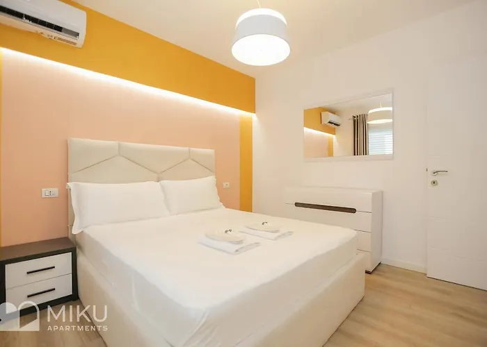 Miku Apartment-brand New At Wilson Square Appartement *