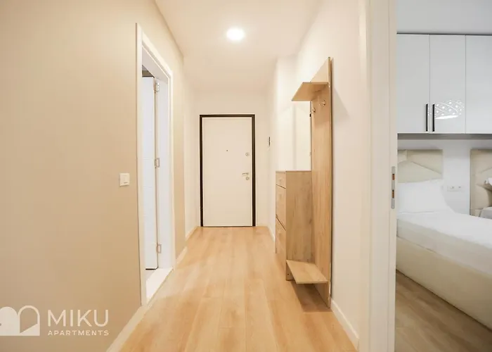 Miku Apartment-brand New At Wilson Square *