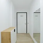 Miku Apartment-brand New At Wilson Square * Tirana