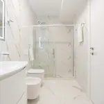 Miku Apartment-brand New At Wilson Square * Tirana