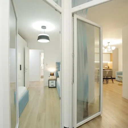 Miku Apartment-brand New At Wilson Square تيرانا
