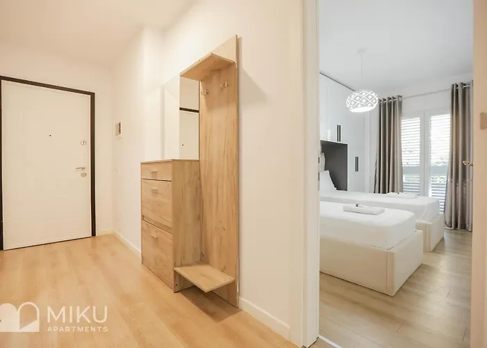 Miku Apartment-brand New At Wilson Square Apartman *